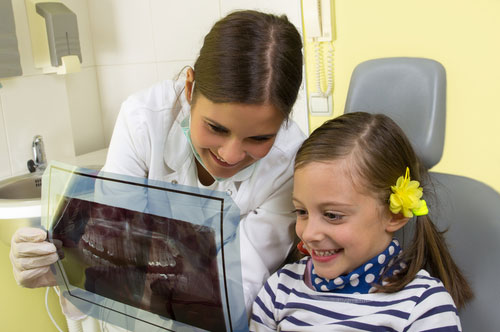 Visit Your Kid-Friendly Dentist Before School Starts! [VIDEO]