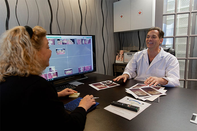 TourOffice_B_0009_11